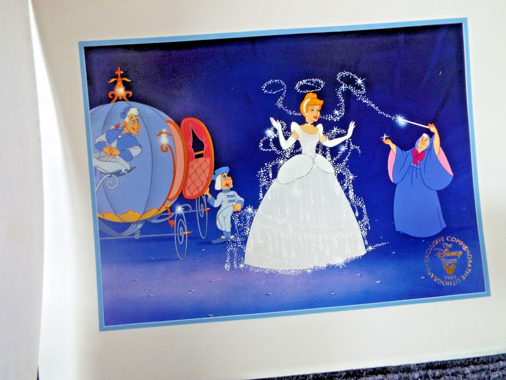 Disney Store Cinderella Commemorative Lithograph 1995 with Folder